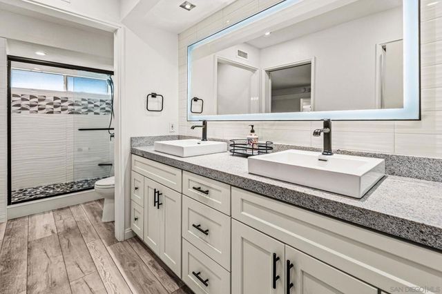 1301 Gary Lane, Escondido, CA 92026