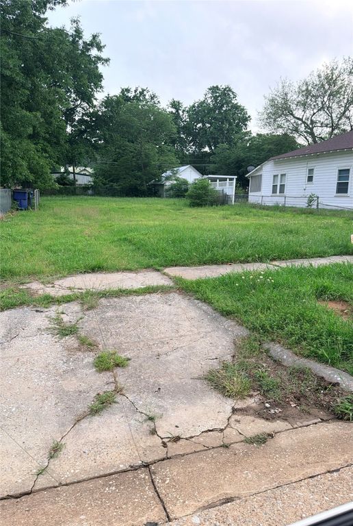 920 W Morgan Street, Denison, TX 75020