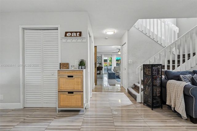 7941 NW 3rd Pl, Plantation, FL 33324