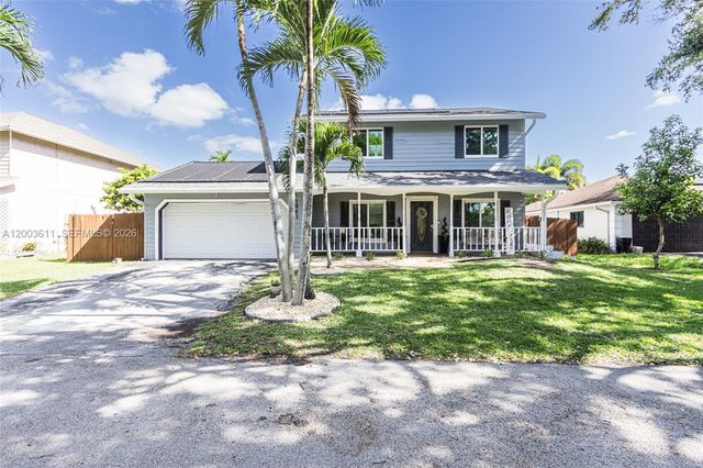 7941 NW 3rd Pl, Plantation, FL 33324
