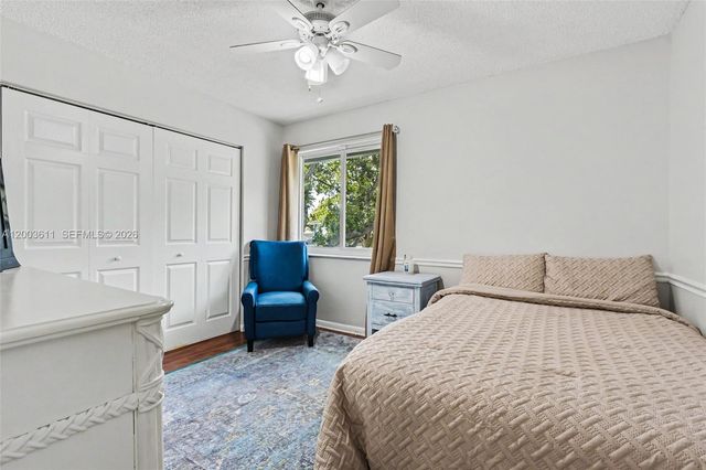 7941 NW 3rd Pl, Plantation, FL 33324