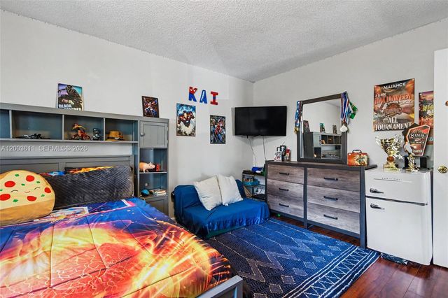 7941 NW 3rd Pl, Plantation, FL 33324