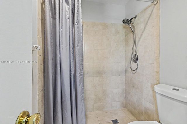 7941 NW 3rd Pl, Plantation, FL 33324