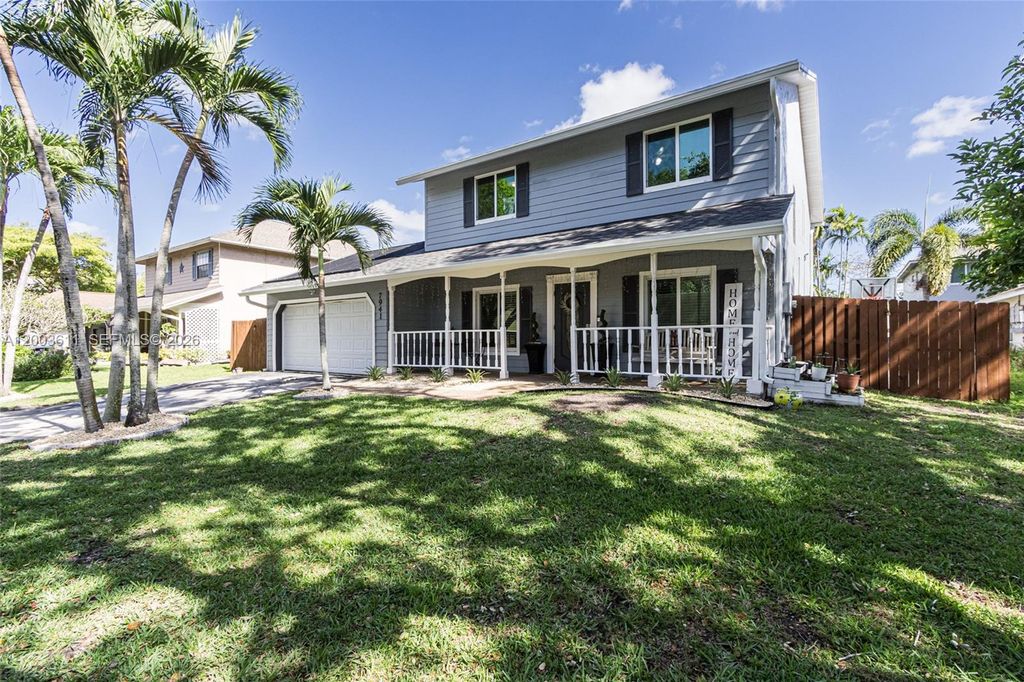 7941 NW 3rd Pl, Plantation, FL 33324