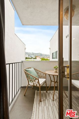 625 N Flores Street 307, West Hollywood, CA 90048