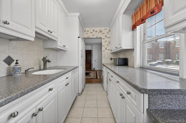 6316 252nd Street 1307, Little Neck, NY 11362