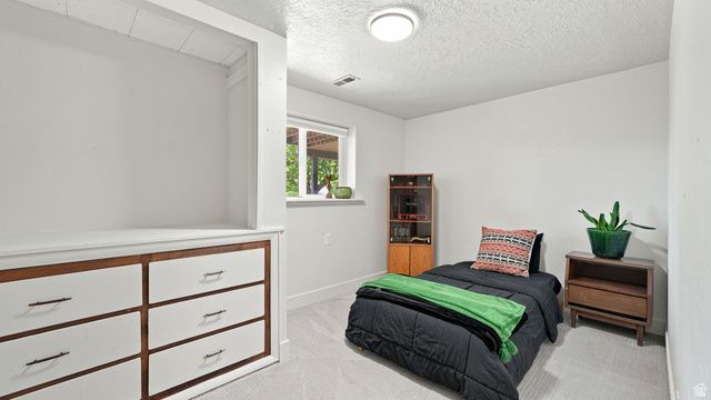 754 S WOODLAND HILLS DR, Bountiful, UT 84010