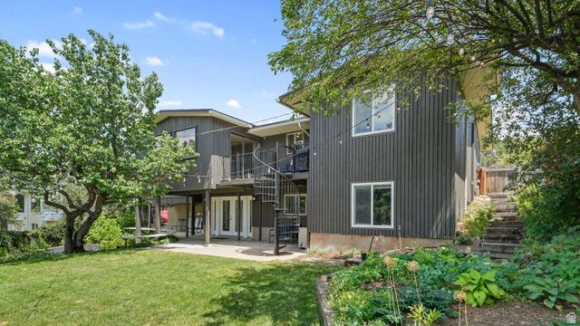 754 S WOODLAND HILLS DR, Bountiful, UT 84010