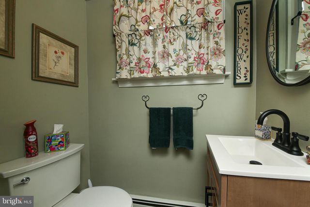 1970 MAPLEWOOD AVE, Abington, PA 19001