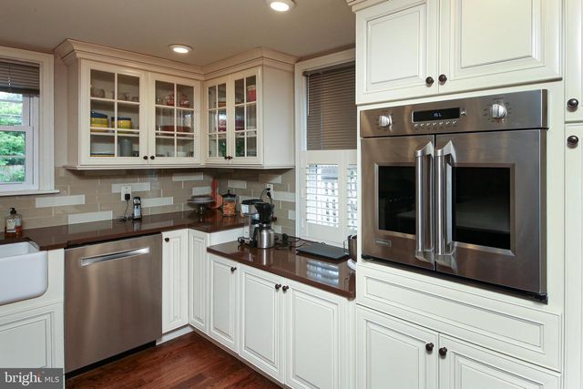 1970 MAPLEWOOD AVE, Abington, PA 19001