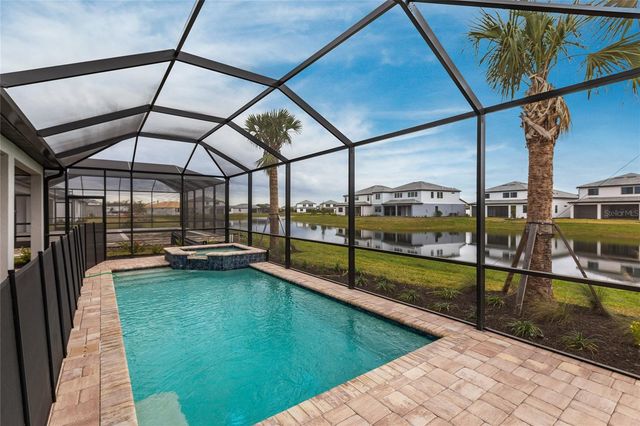 5658 SILVERSIDE PINE COURT, Bradenton, FL 34211