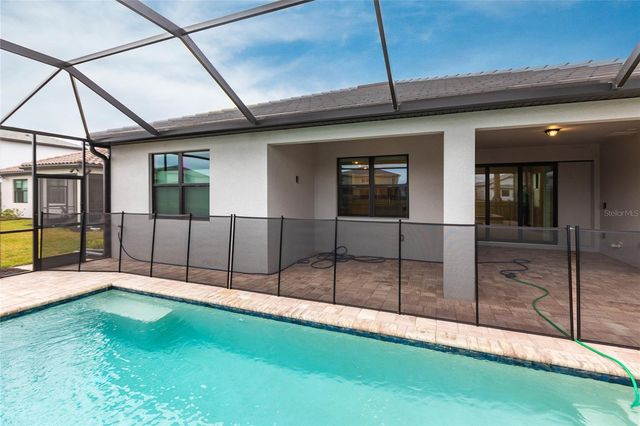 5658 SILVERSIDE PINE COURT, Bradenton, FL 34211