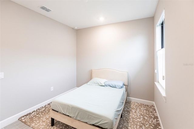 5658 SILVERSIDE PINE COURT, Bradenton, FL 34211