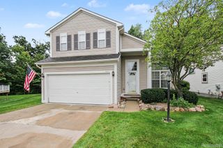 5207 Sandalwood Circle, Grand Blanc Charter Township, MI 48439