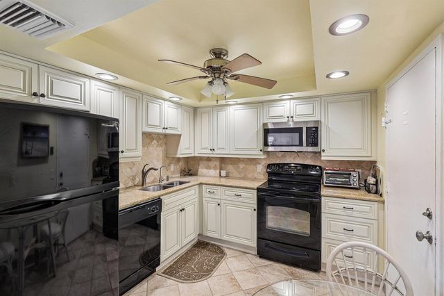 2000 S OCEAN Boulevard 3L, Lauderdale By The Sea, FL 33062