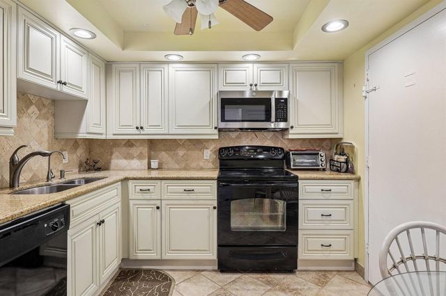 2000 S OCEAN Boulevard 3L, Lauderdale By The Sea, FL 33062