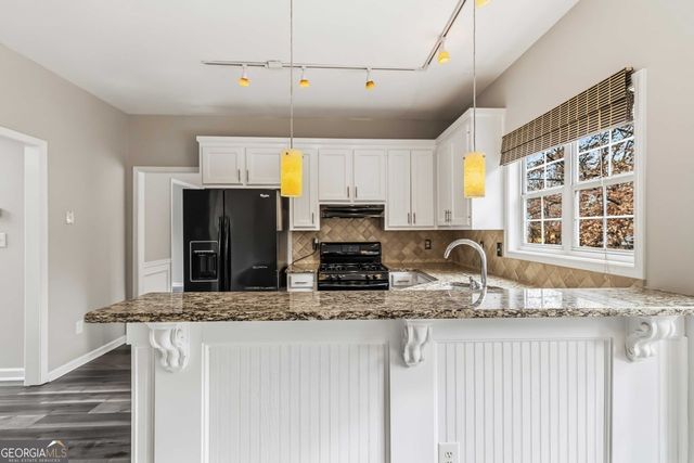 825 SOMERSET VALE Drive, Lawrenceville, GA 30044