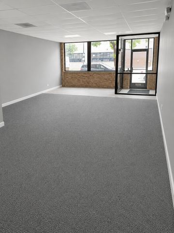 4506 W Fullerton Avenue, Chicago, IL 60639