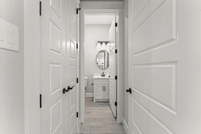 40 Stanford Court, Montgomery, TX 77356