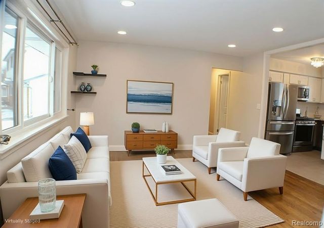 9768 Lincoln Court, Taylor, MI 48180