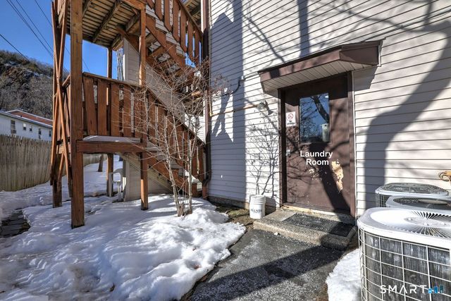 146 Springside Avenue B7, New Haven, CT 06515