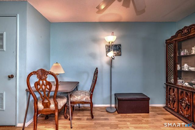 146 Springside Avenue B7, New Haven, CT 06515