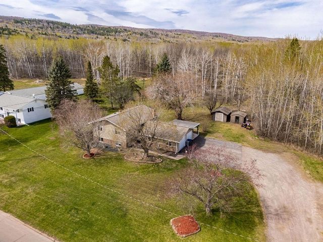 9105 Falcon Street, Duluth, MN 55808