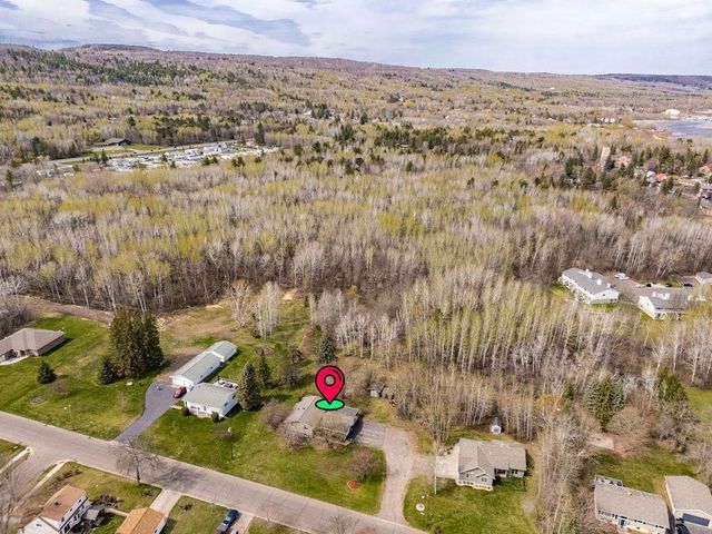 9105 Falcon Street, Duluth, MN 55808