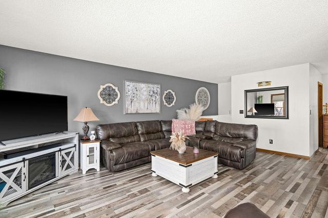 9105 Falcon Street, Duluth, MN 55808