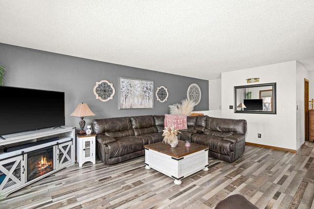9105 Falcon Street, Duluth, MN 55808