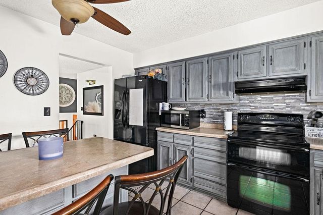 9105 Falcon Street, Duluth, MN 55808