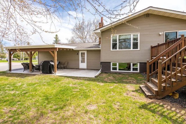 9105 Falcon Street, Duluth, MN 55808