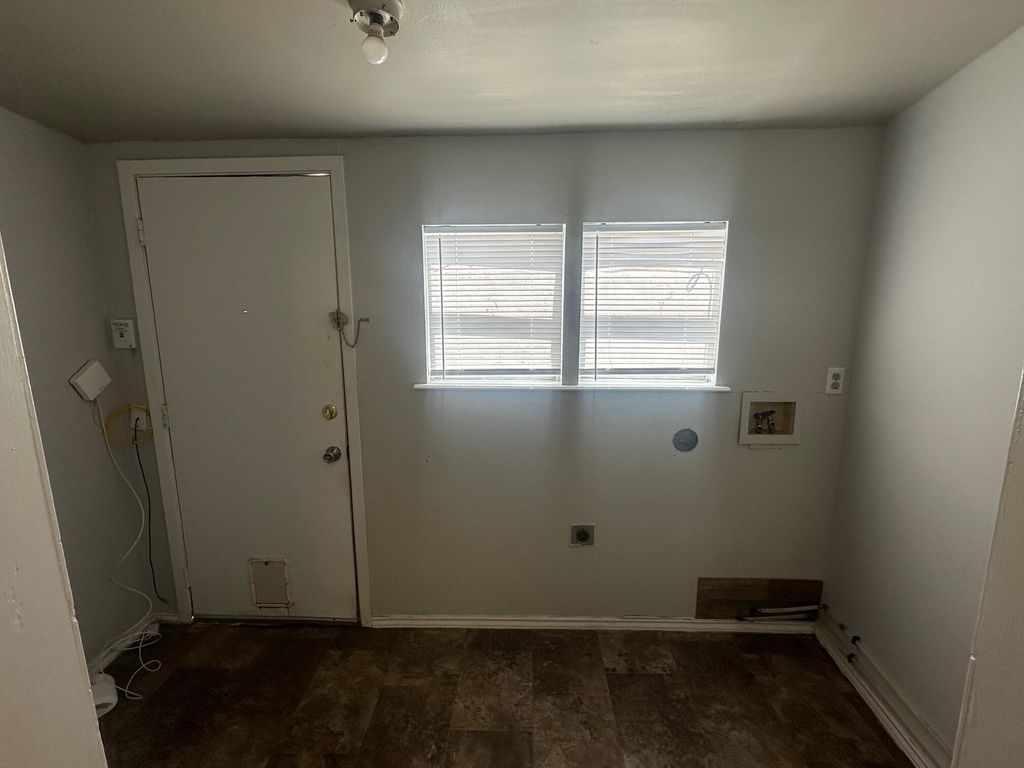 Image 5 of property listing at 2729 Houston Street, San Angelo, TX 76901