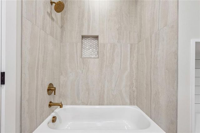 7465 Crestline Drive, Dawsonville, GA 30534