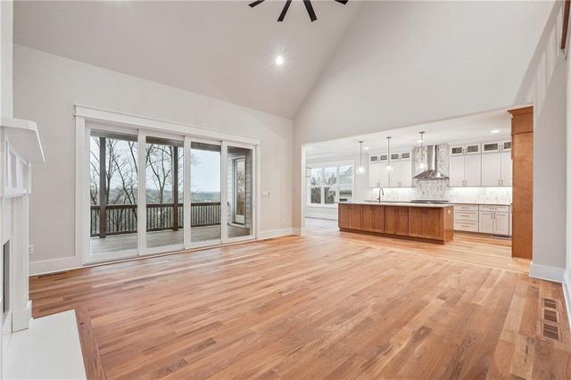 7465 Crestline Drive, Dawsonville, GA 30534