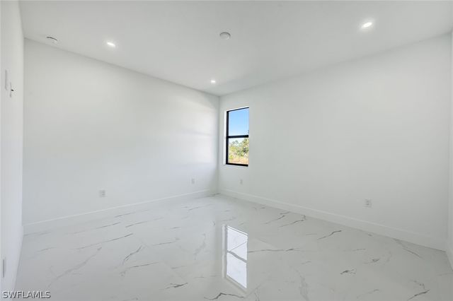 865 Chipley ST N, Lehigh Acres, FL 33974