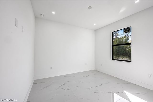 865 Chipley ST N, Lehigh Acres, FL 33974