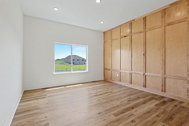 2640 S S Clear Creek St, Wichita, KS 67230