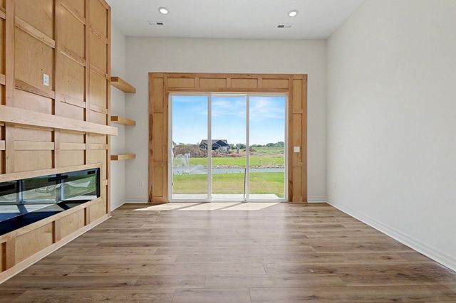 2640 S S Clear Creek St, Wichita, KS 67230