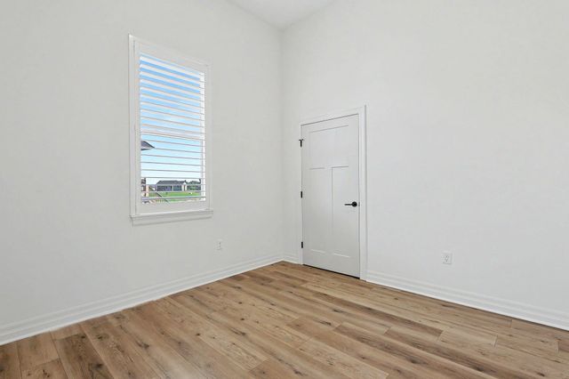 2640 S S Clear Creek St, Wichita, KS 67230