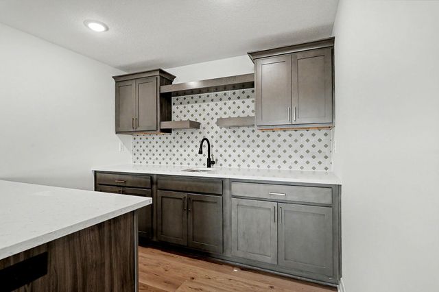 2640 S S Clear Creek St, Wichita, KS 67230