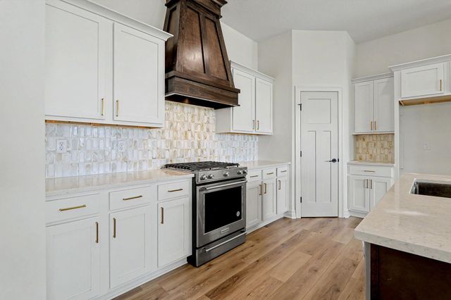 2640 S S Clear Creek St, Wichita, KS 67230