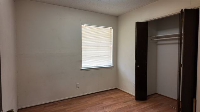 813 Waikiki Drive, Garland, TX 75043