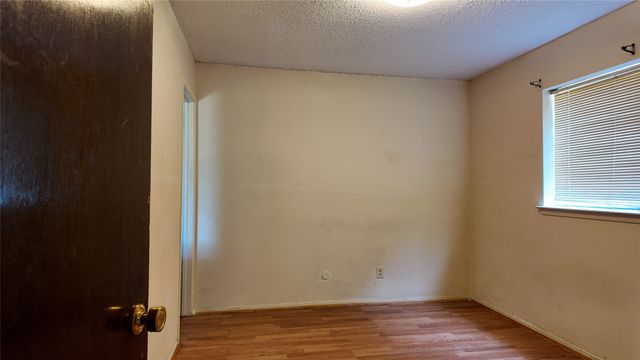 813 Waikiki Drive, Garland, TX 75043