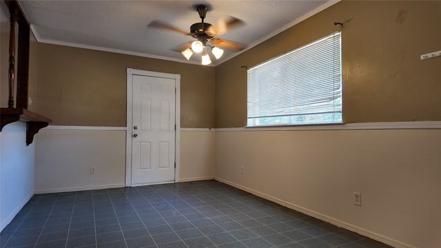 813 Waikiki Drive, Garland, TX 75043