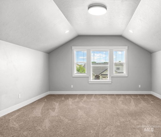 2934 E Murchison St, Meridian, ID 83642