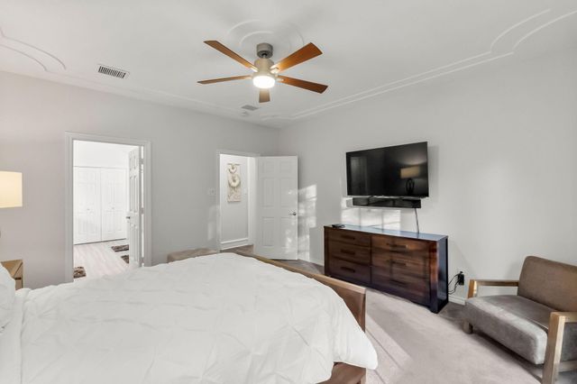 122 E Placid Hill Circle, The Woodlands, TX 77381