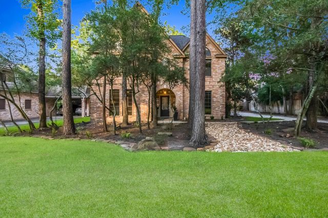 122 E Placid Hill Circle, The Woodlands, TX 77381