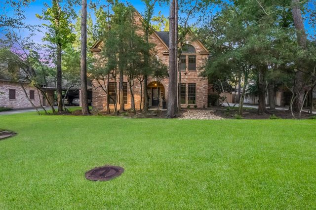 122 E Placid Hill Circle, The Woodlands, TX 77381