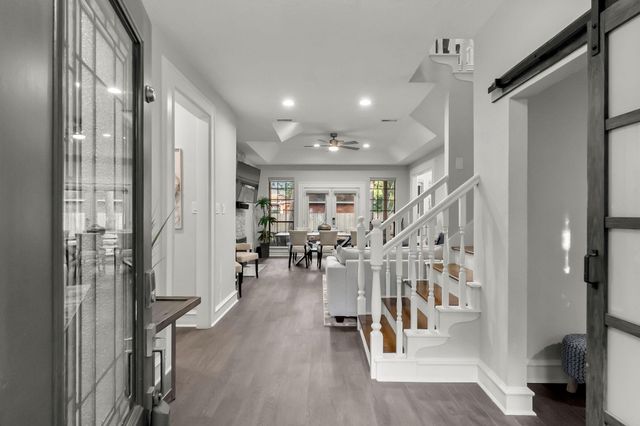 122 E Placid Hill Circle, The Woodlands, TX 77381